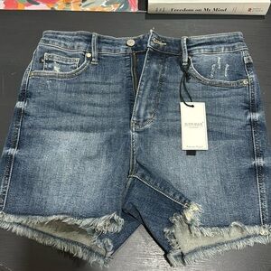 Judy Blue Control Freak Medium wash tummy control fray hem shorts